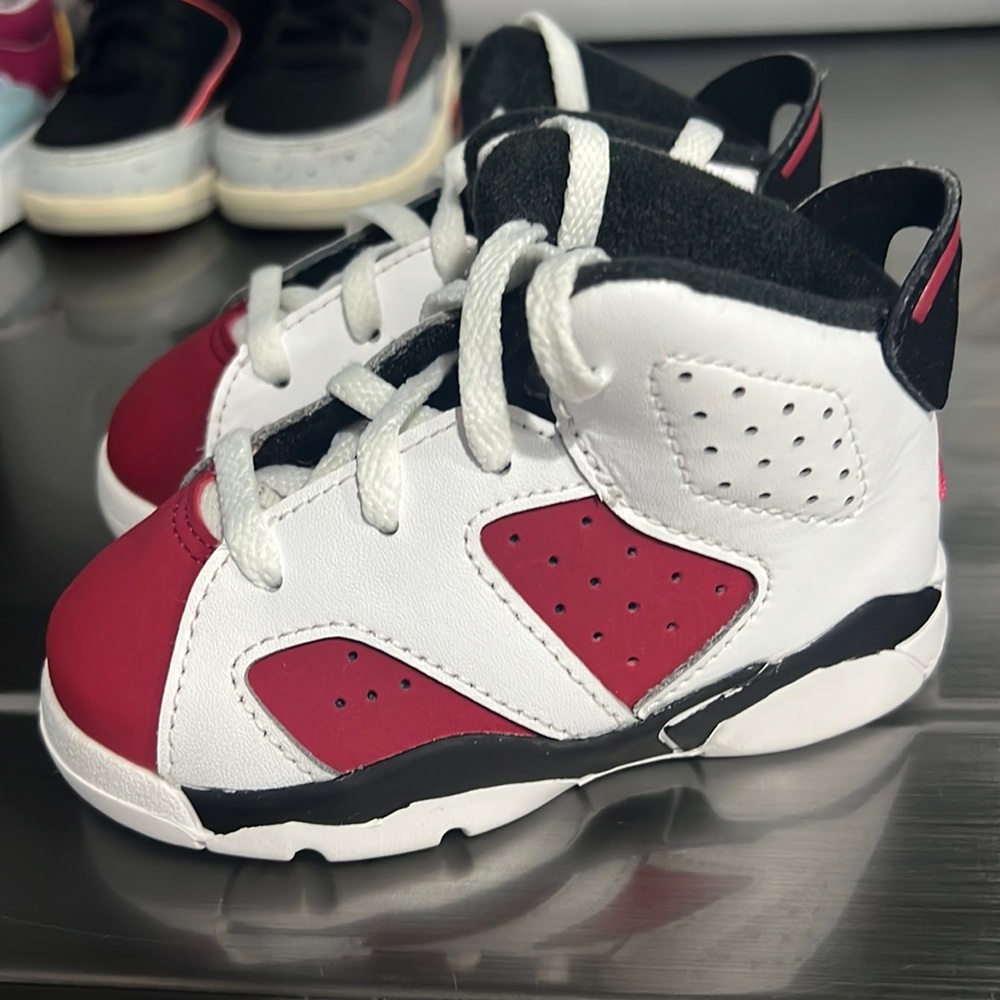 Jordan 6 retro Carmine